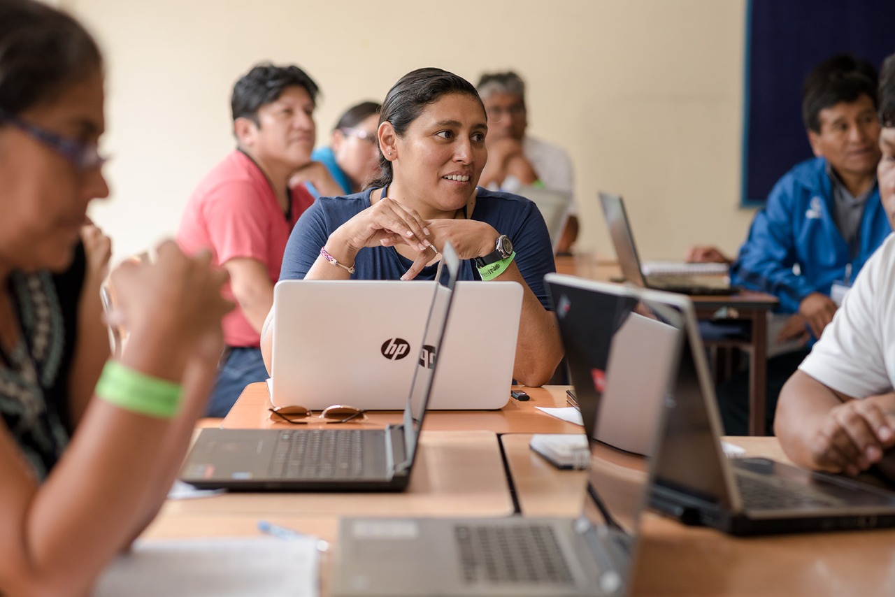 Jovenes vergudos